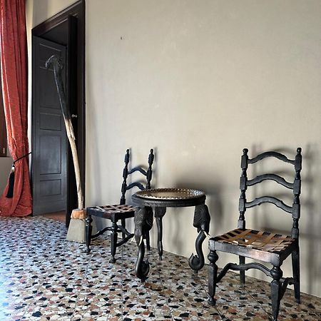 Palazzo Del Settecento Apartment ราเวนนา ภายนอก รูปภาพ