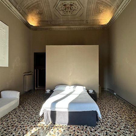 Palazzo Del Settecento Apartment ราเวนนา ภายนอก รูปภาพ